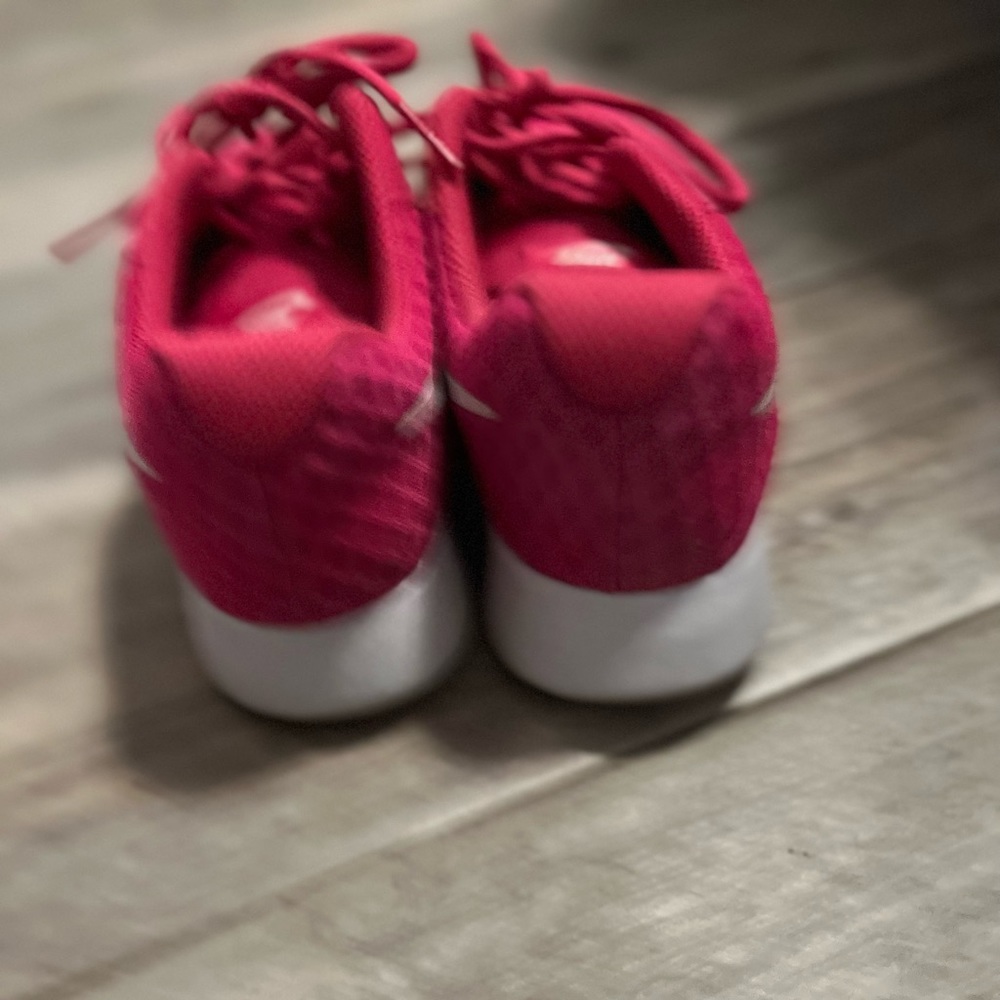 🌺🌺 Nike 🌺🌺 - Picture 4 of 4